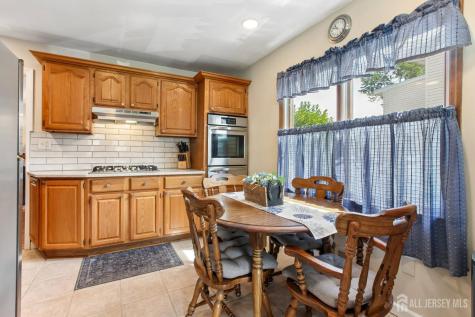 27 W James Place Iselin NJ 08830