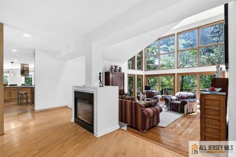 5 Pershing Court North Brunswick NJ 08902
