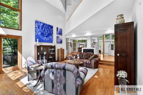 5 Pershing Court North Brunswick NJ 08902