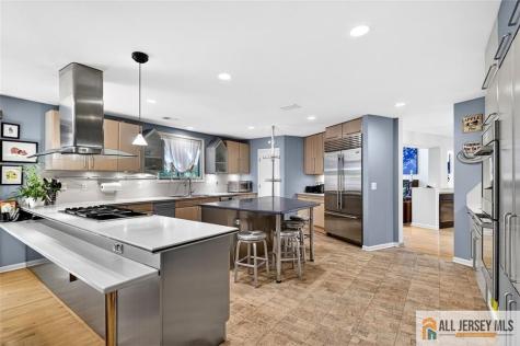 5 Pershing Court North Brunswick NJ 08902