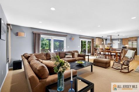 5 Pershing Court North Brunswick NJ 08902
