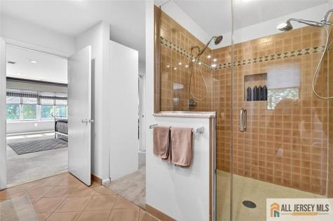 5 Pershing Court North Brunswick NJ 08902