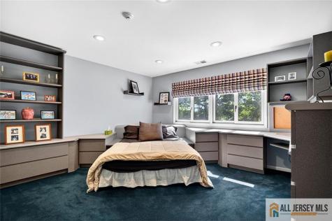 5 Pershing Court North Brunswick NJ 08902