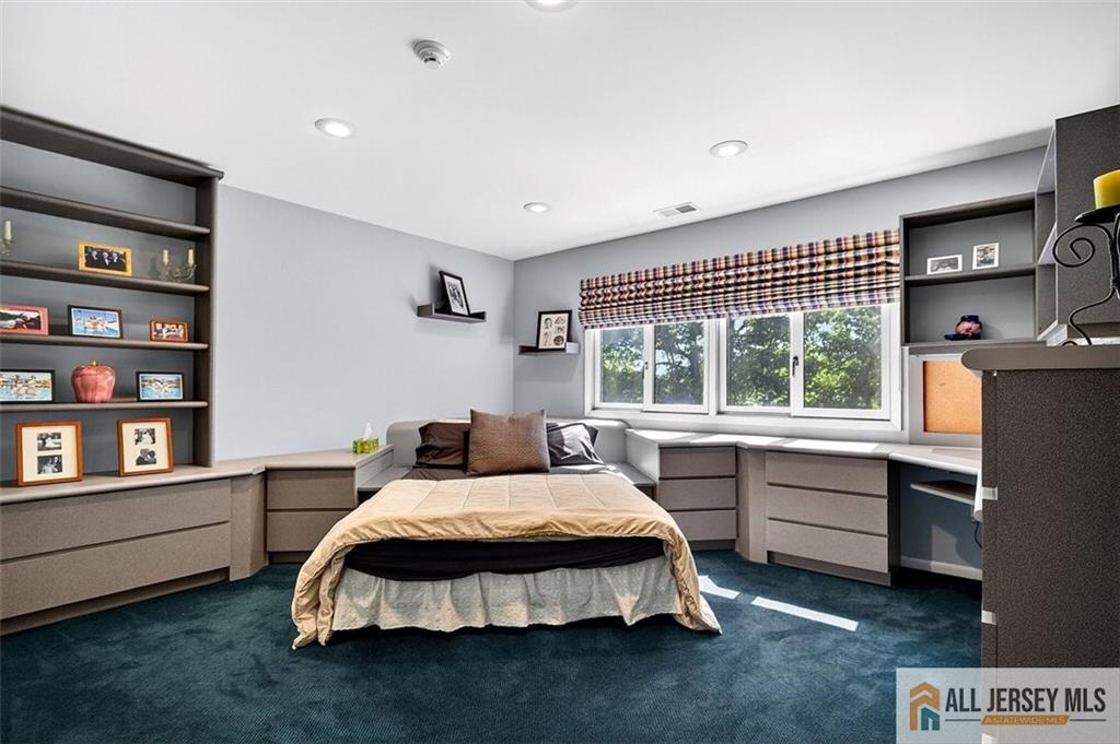 5 Pershing Court North Brunswick NJ 08902