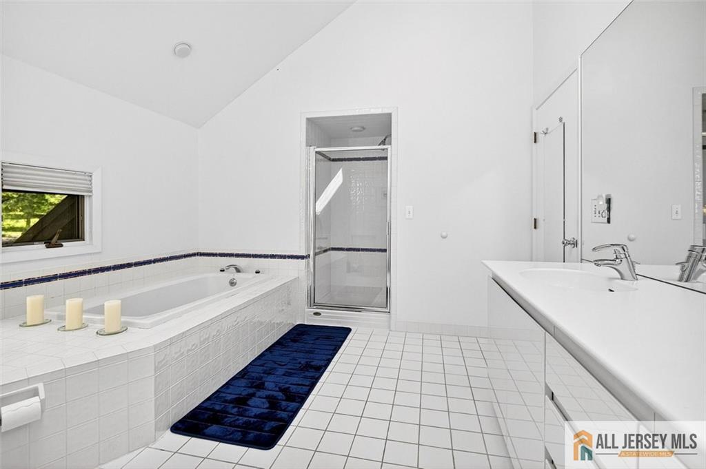 5 Pershing Court North Brunswick NJ 08902