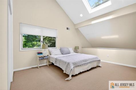 5 Pershing Court North Brunswick NJ 08902