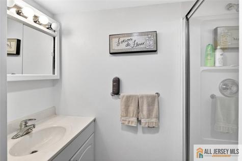 5 Pershing Court North Brunswick NJ 08902