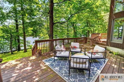 5 Pershing Court North Brunswick NJ 08902