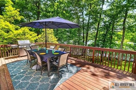 5 Pershing Court North Brunswick NJ 08902