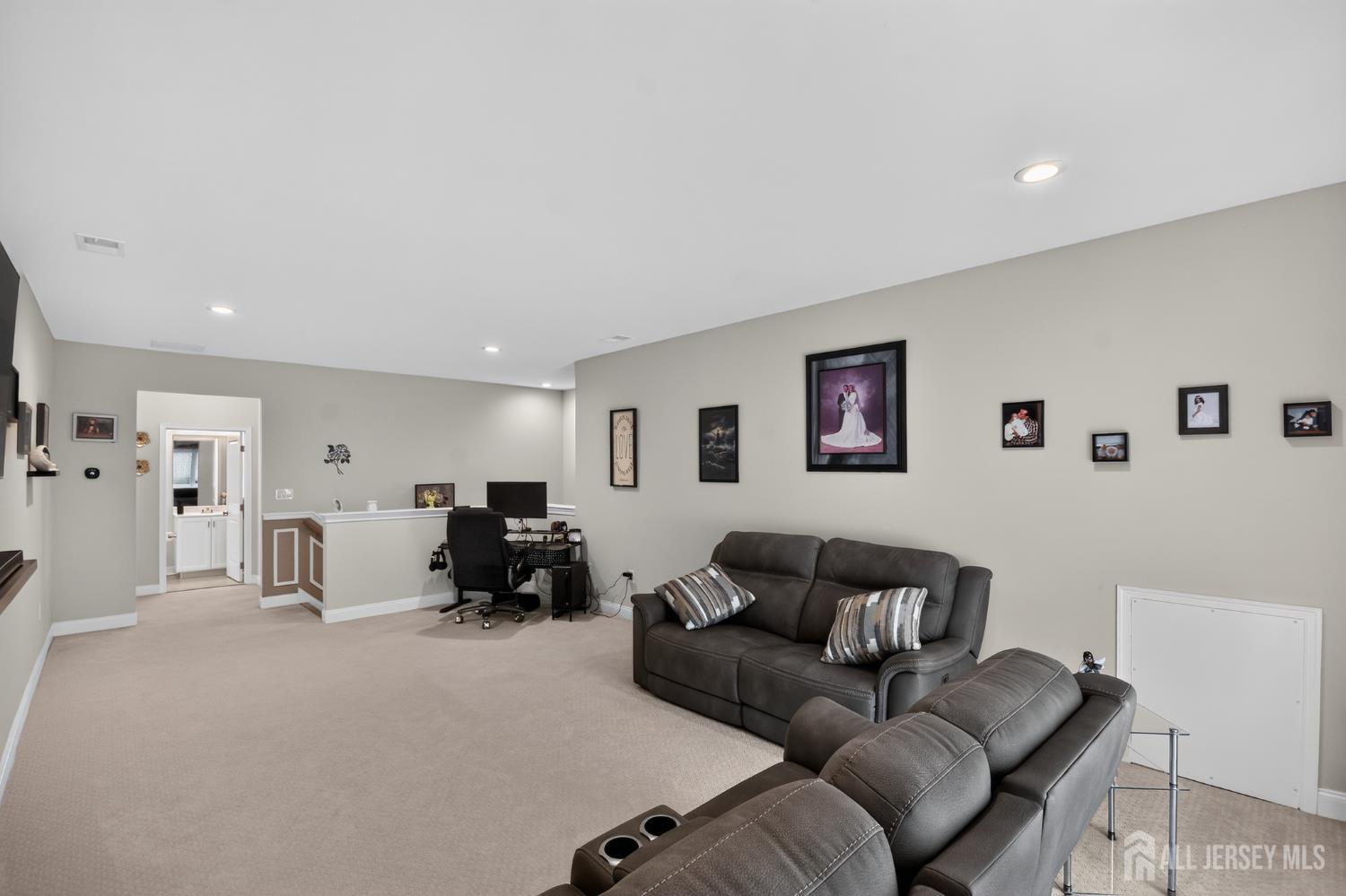 19 Magnolia Drive Freehold Twp NJ 07728