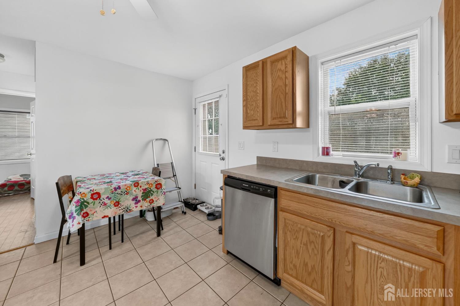 907 Harris Avenue Union Beach NJ 07735