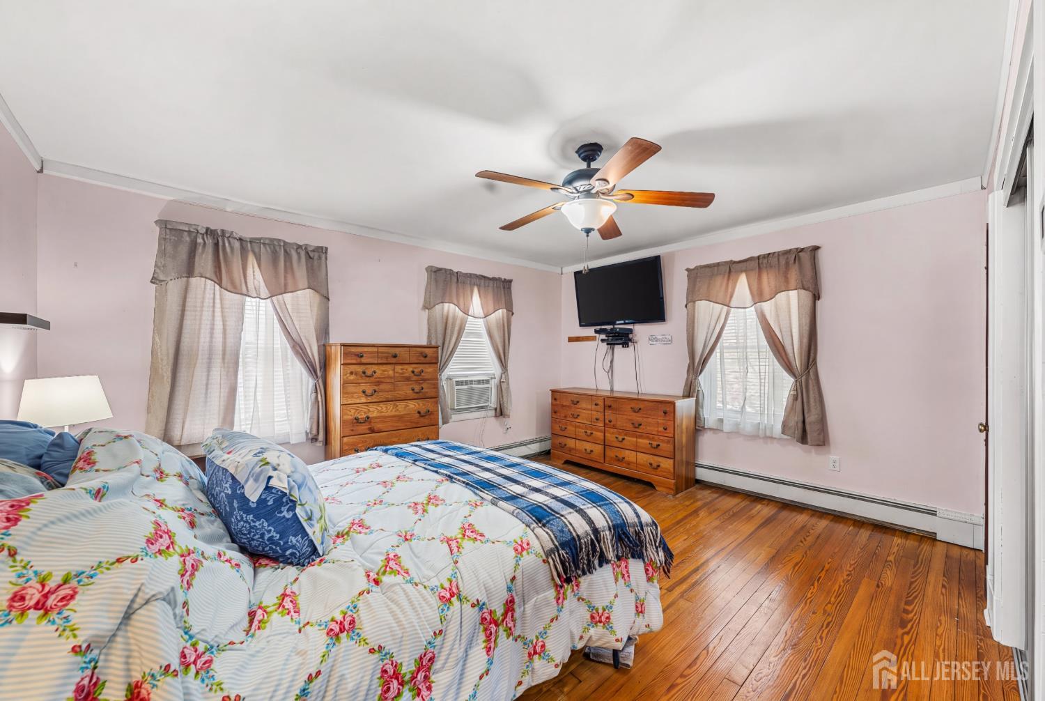 176 Washington Road Sayreville NJ 08872