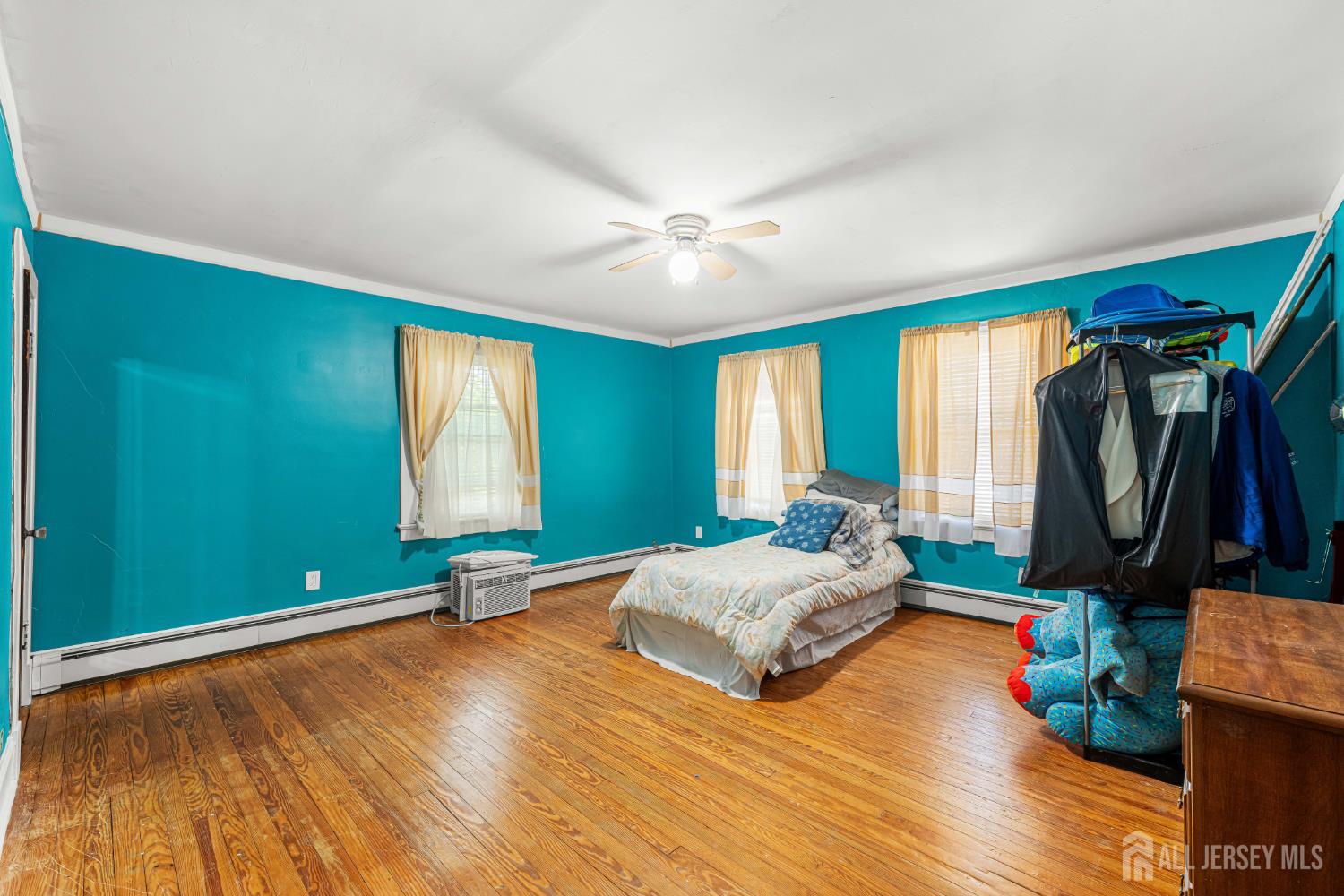 176 Washington Road Sayreville NJ 08872