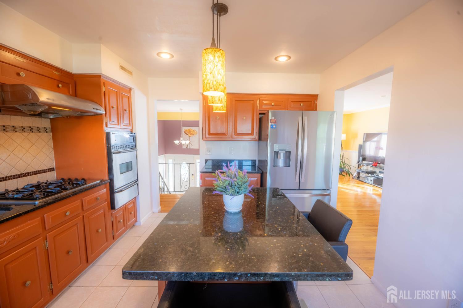 4 Charles Court Edison NJ 08820