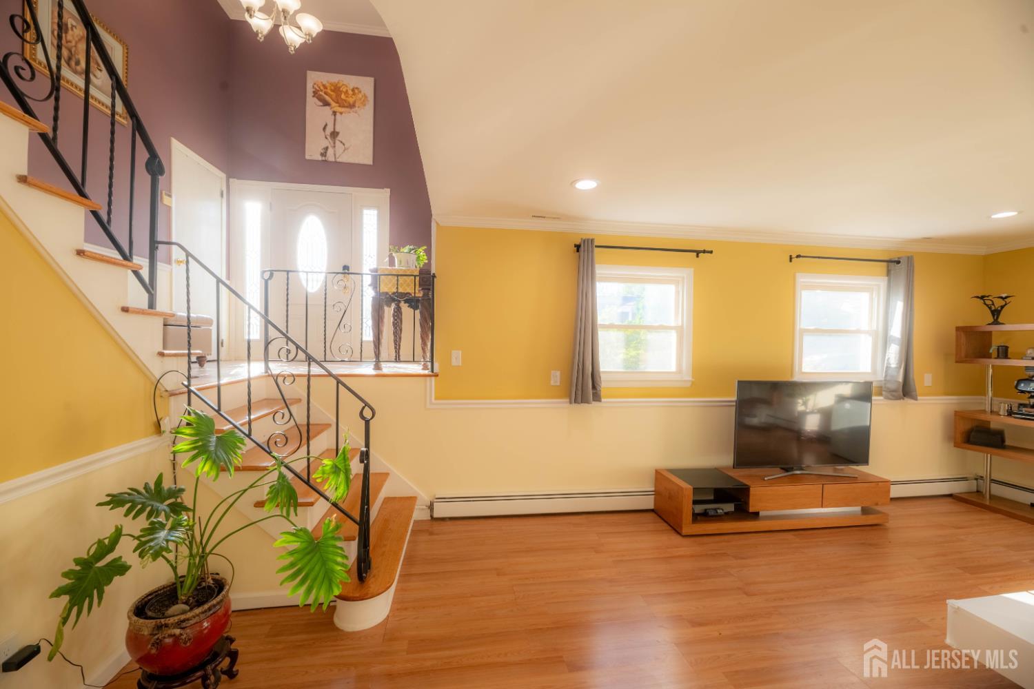 4 Charles Court Edison NJ 08820
