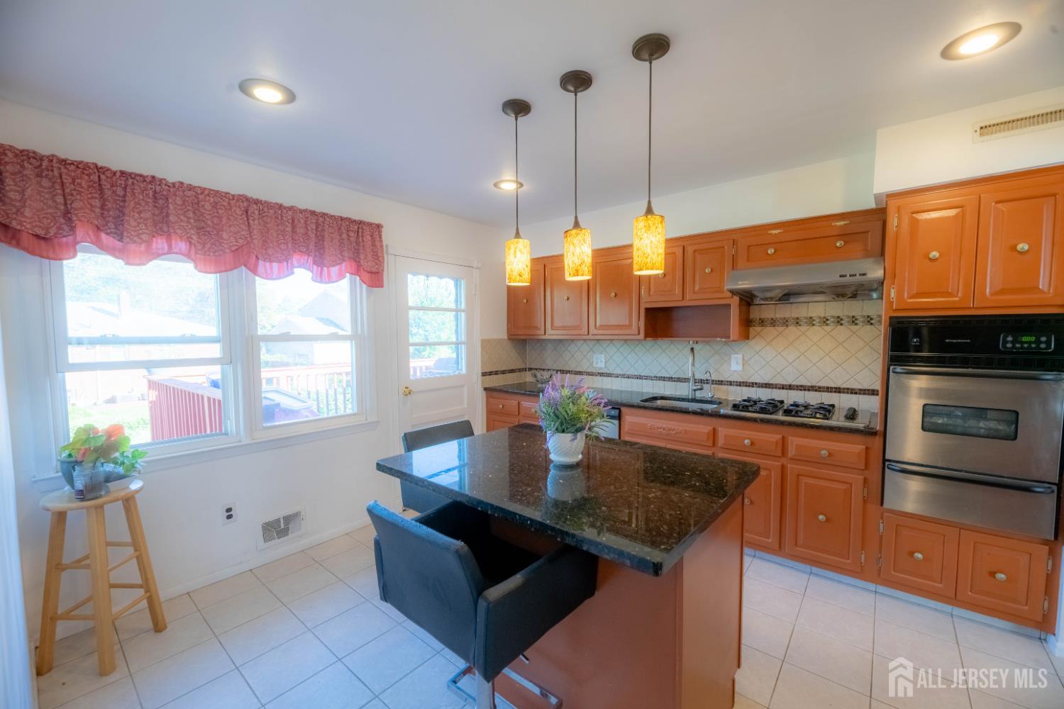 4 Charles Court Edison NJ 08820