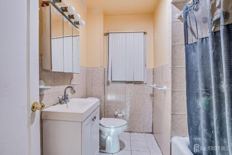 651 W Lincoln Avenue W Rahway NJ 07065