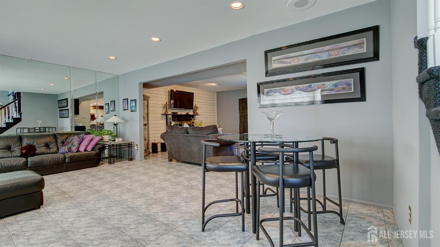 43 Homestead Circle Marlboro NJ 07746