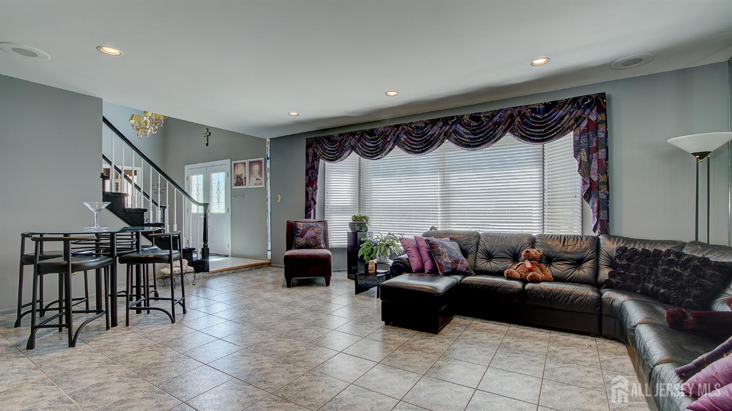 43 Homestead Circle Marlboro NJ 07746
