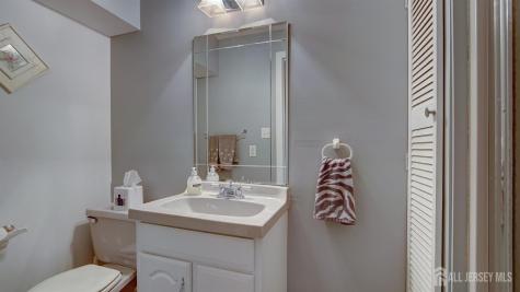43 Homestead Circle Marlboro NJ 07746