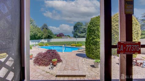43 Homestead Circle Marlboro NJ 07746
