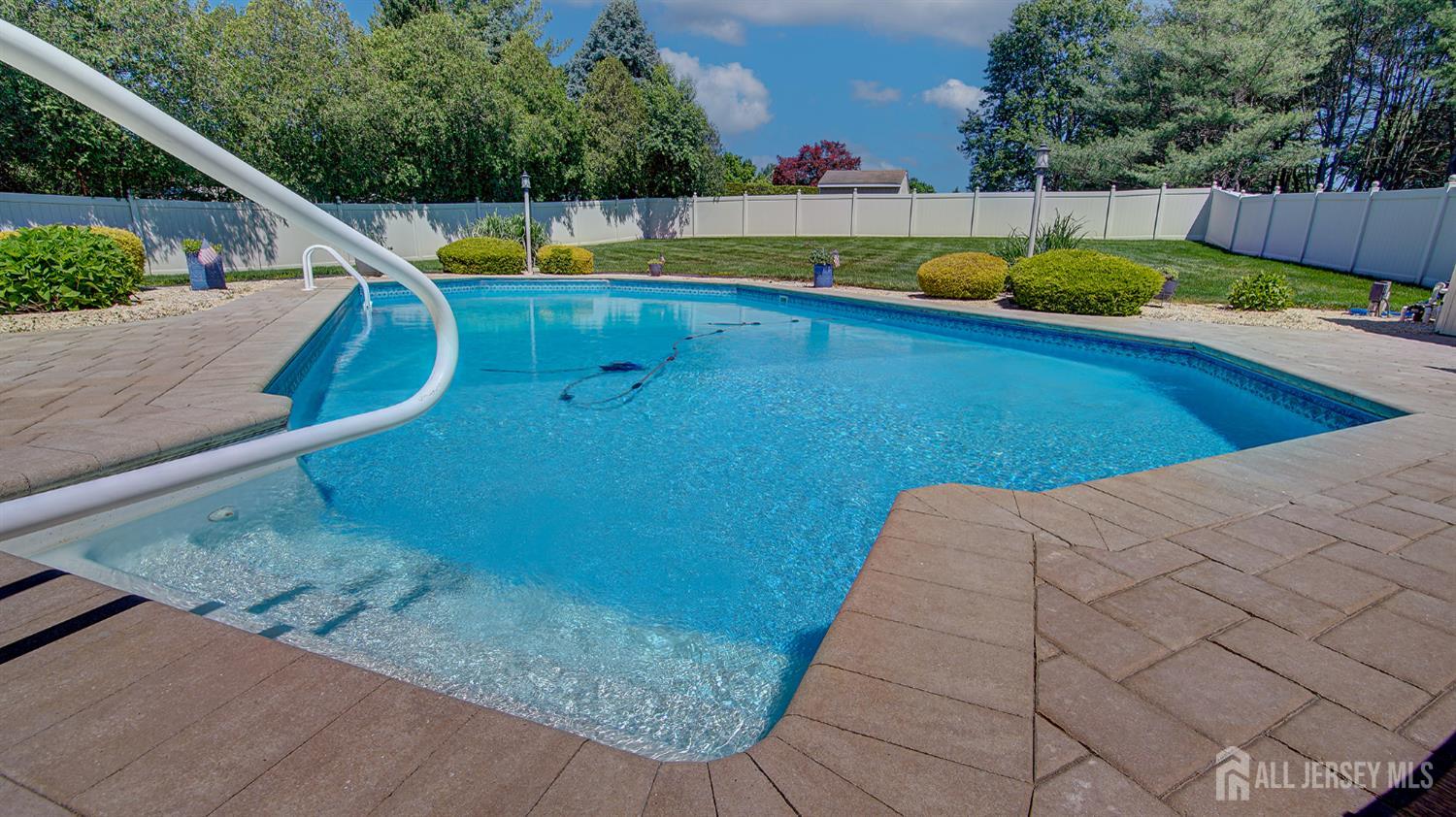 43 Homestead Circle Marlboro NJ 07746