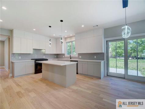 529 Wood Avenue Edison NJ 08820