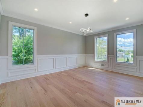 529 Wood Avenue Edison NJ 08820
