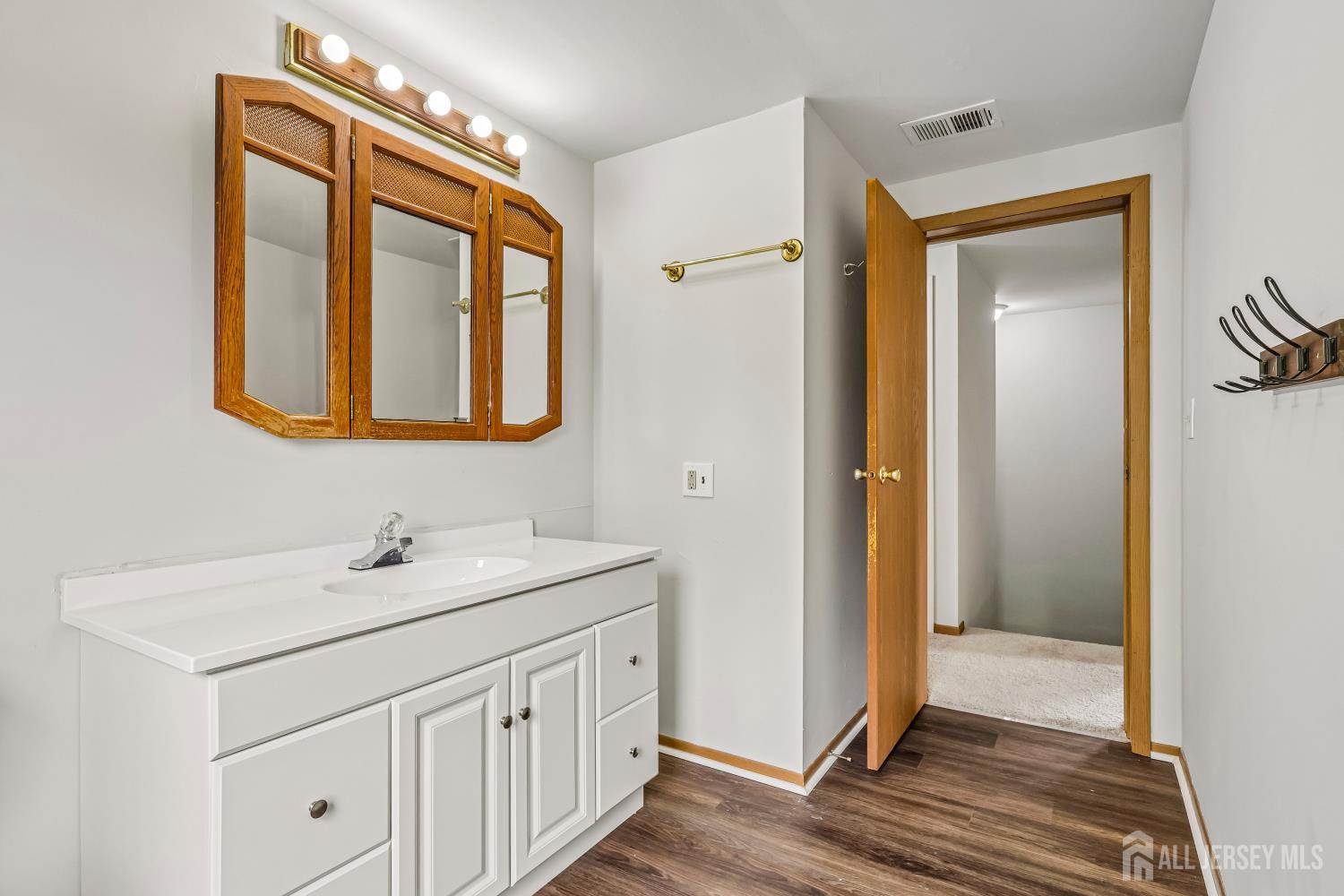 55 Jefferson Drive Piscataway NJ 08854