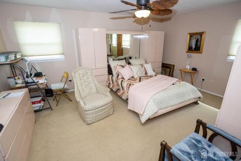 2 Wisz Place Sayreville NJ 08872
