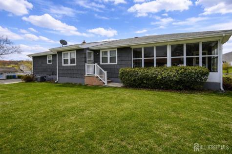 2 Wisz Place Sayreville NJ 08872