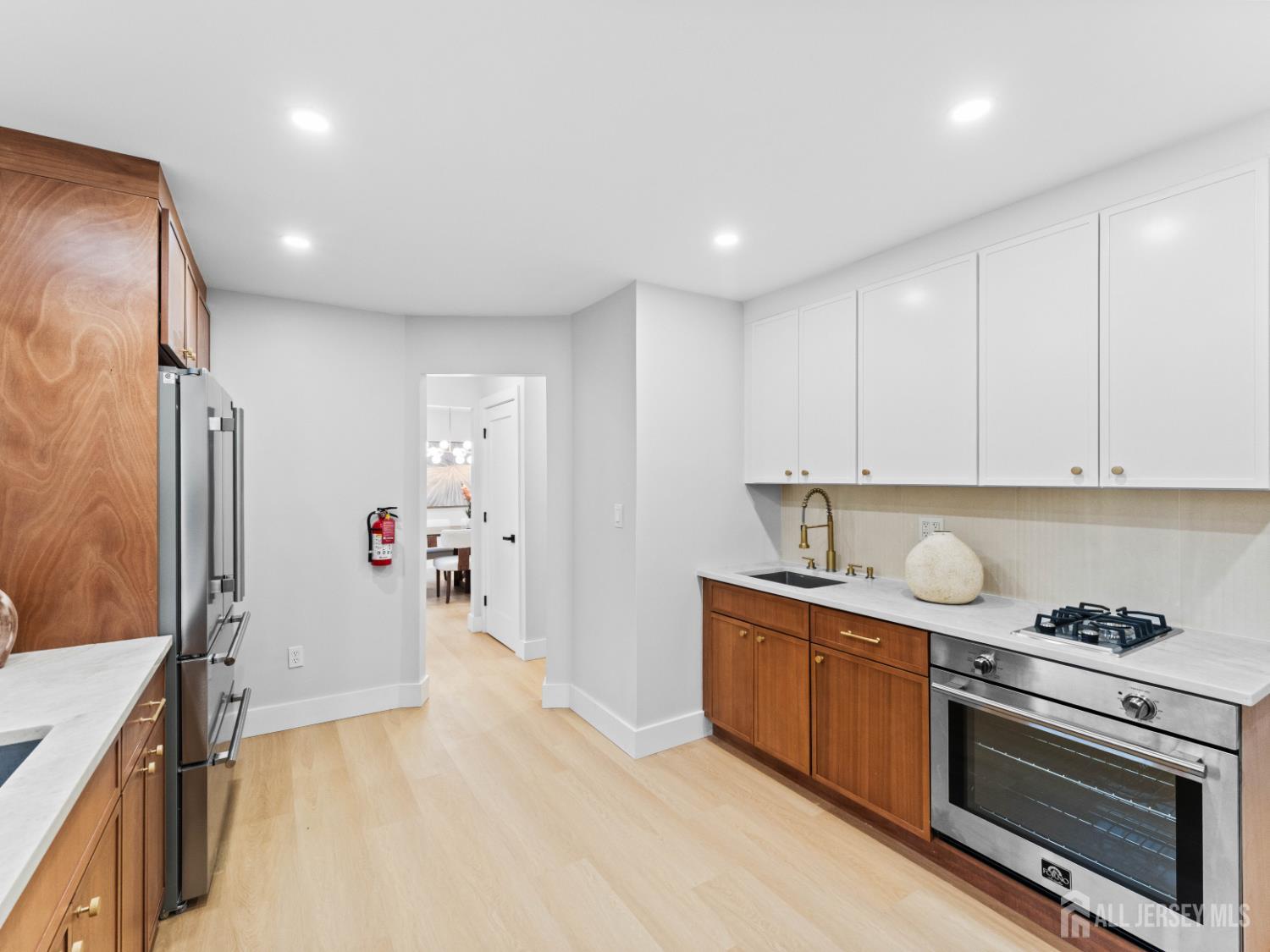 8 Atlanta Drive Jackson NJ 08527