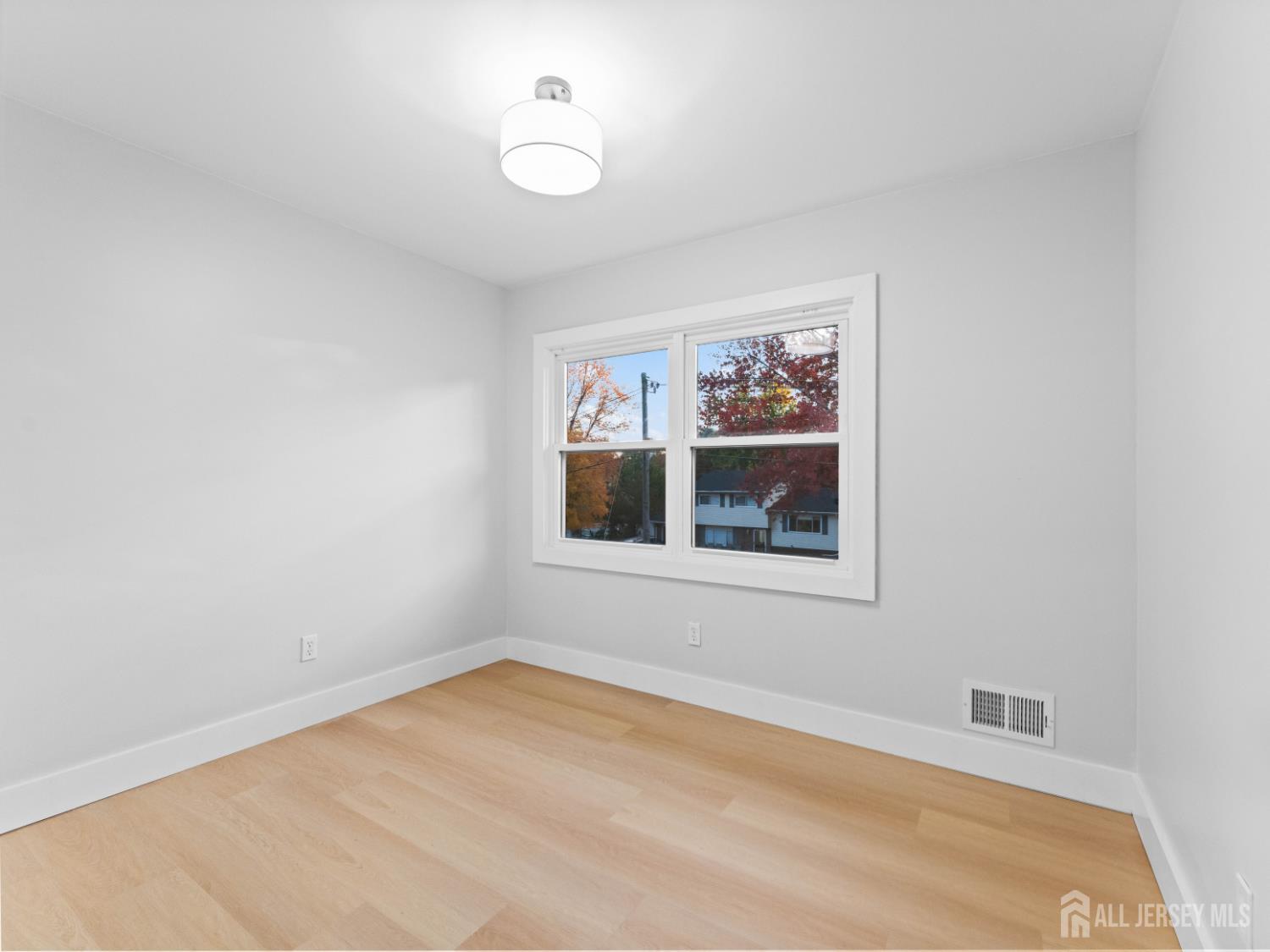 8 Atlanta Drive Jackson NJ 08527