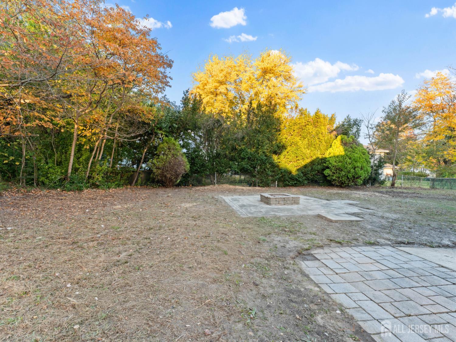 8 Atlanta Drive Jackson NJ 08527