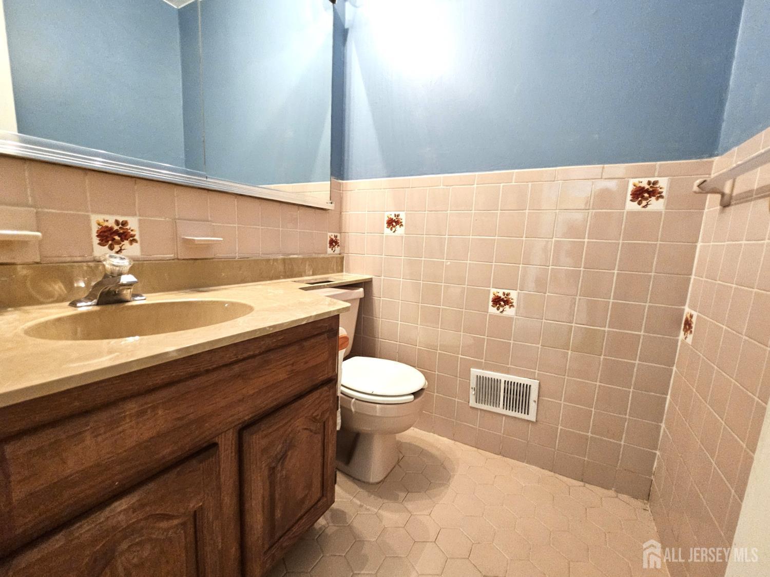 9 Mockingbird Lane South Brunswick NJ 08810