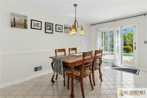 60 Evergreen Lane Watchung NJ 07069