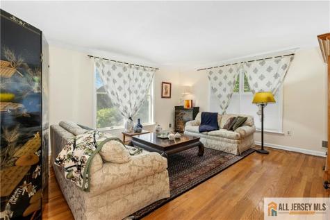 60 Evergreen Lane Watchung NJ 07069