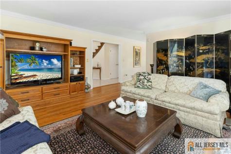 60 Evergreen Lane Watchung NJ 07069