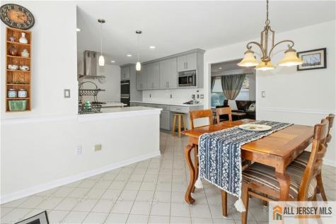 60 Evergreen Lane Watchung NJ 07069