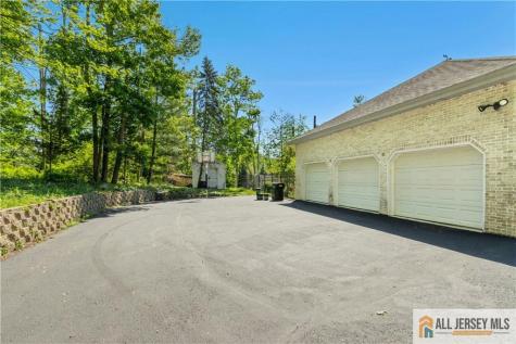 60 Evergreen Lane Watchung NJ 07069