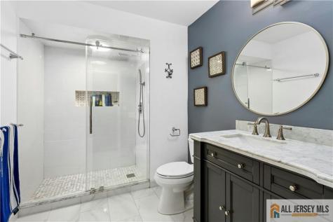 60 Evergreen Lane Watchung NJ 07069
