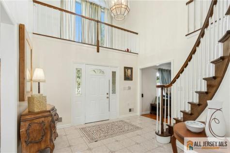60 Evergreen Lane Watchung NJ 07069
