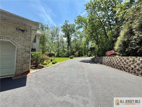 60 Evergreen Lane Watchung NJ 07069