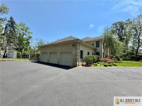 60 Evergreen Lane Watchung NJ 07069