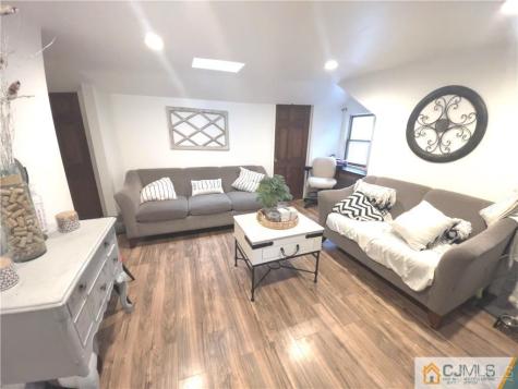 987 Floyd Terrace Union Twp NJ 07083