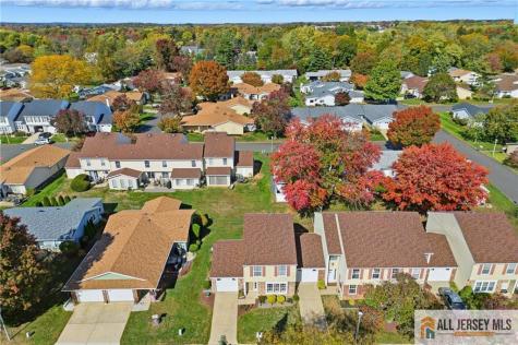 376 Stirling Drive Monroe NJ 08831