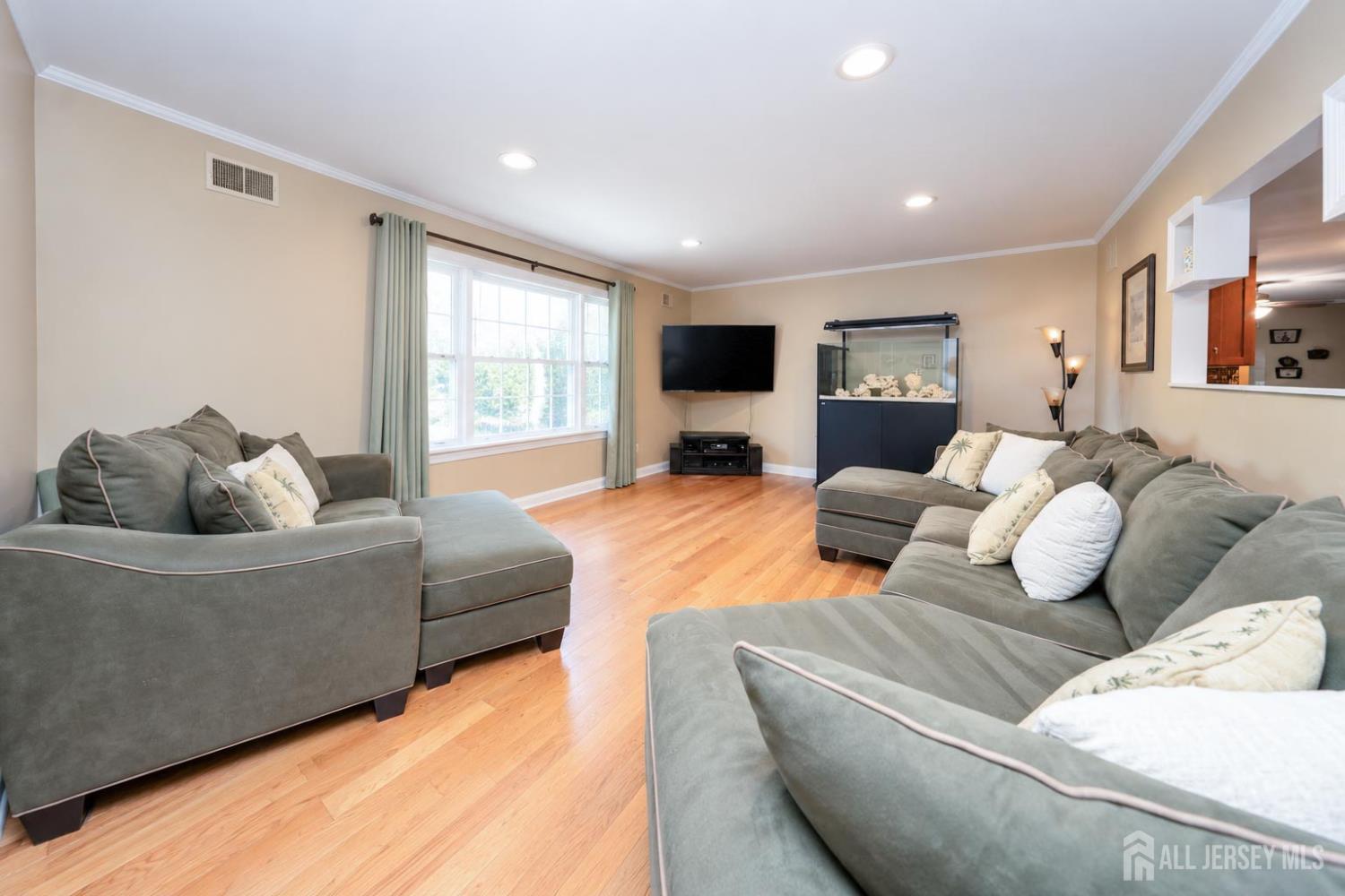 987 Bennetts Mills Road Jackson NJ 08527