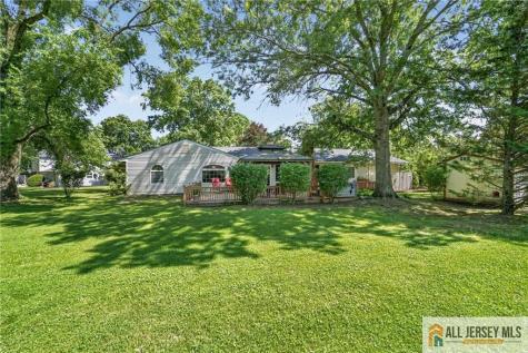 54 Stockton Drive Marlboro NJ 07746