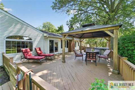 54 Stockton Drive Marlboro NJ 07746