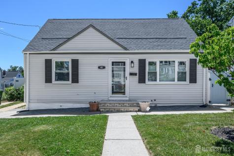 41 Wilson Avenue Sayreville NJ 08859